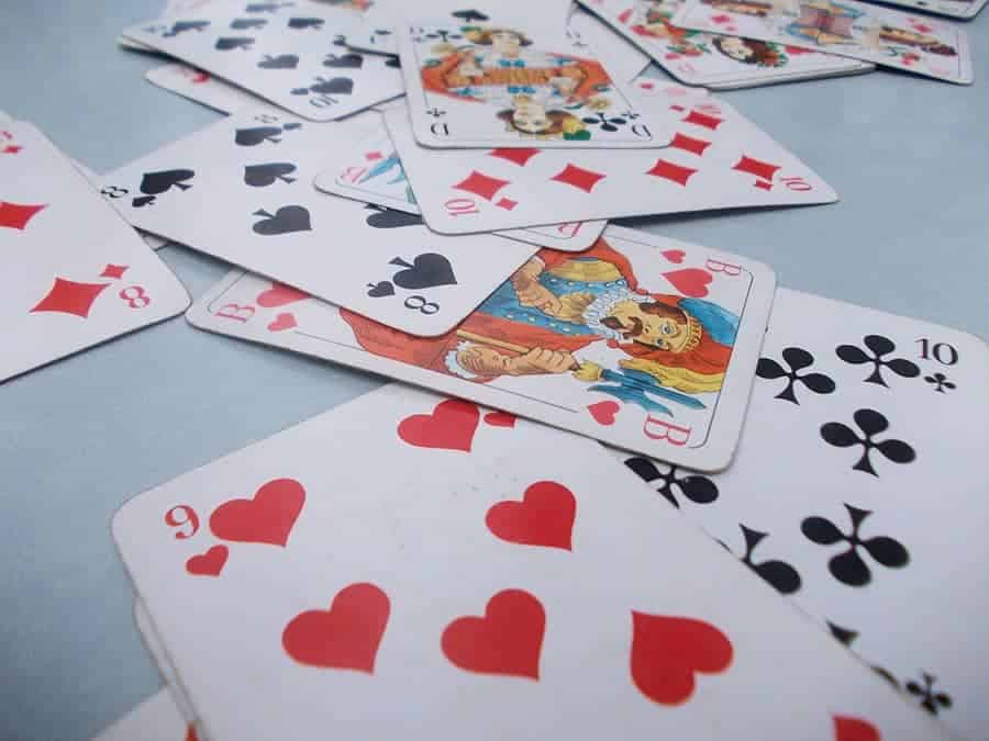 Bỏ túi ngay cách chơi Tiến lên hay giúp bạn thắng liền tay