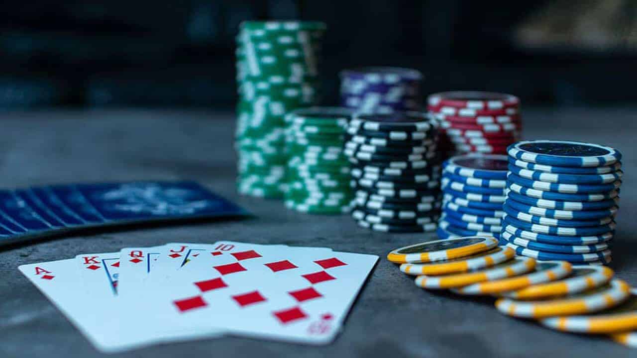 Vài nguyên nhân làm bạn bại trận khi chơi Poker Vai nguyen nhan lam ban bai tran khi choi Poker