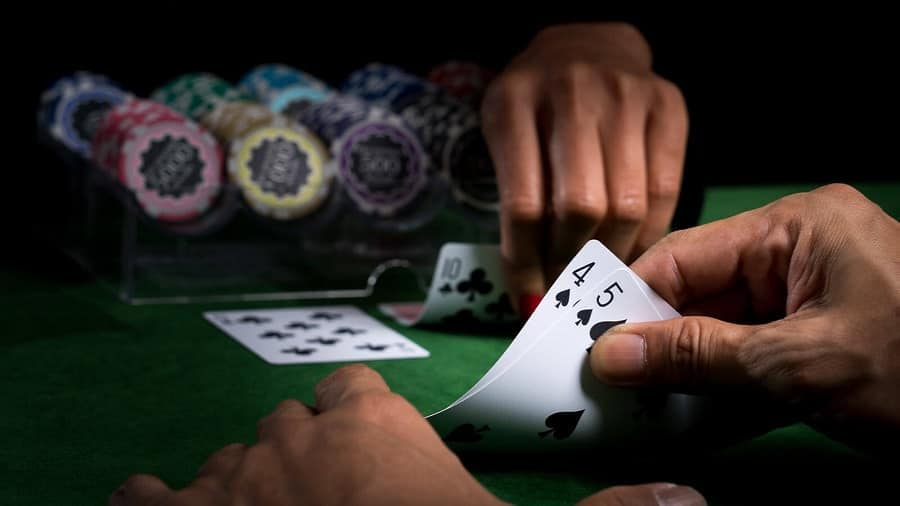 baccarat va cach de ban kiem tien hieu qua hon