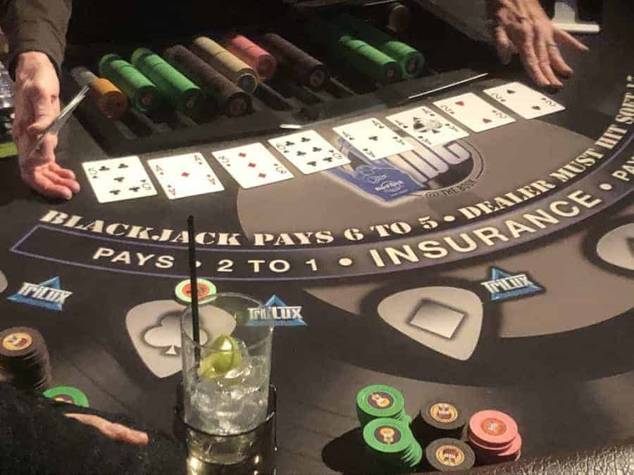 lam the nao de co nhieu chien thang truoc nha cai trong blackjack?