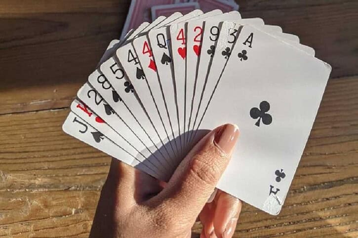 Làm thế nào để có nhiều cơ hội thắng đối thủ trong mọi ván bài Phỏm?