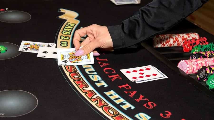 gianh chien thang trong blackjack nho nhung bi quyet sau day
