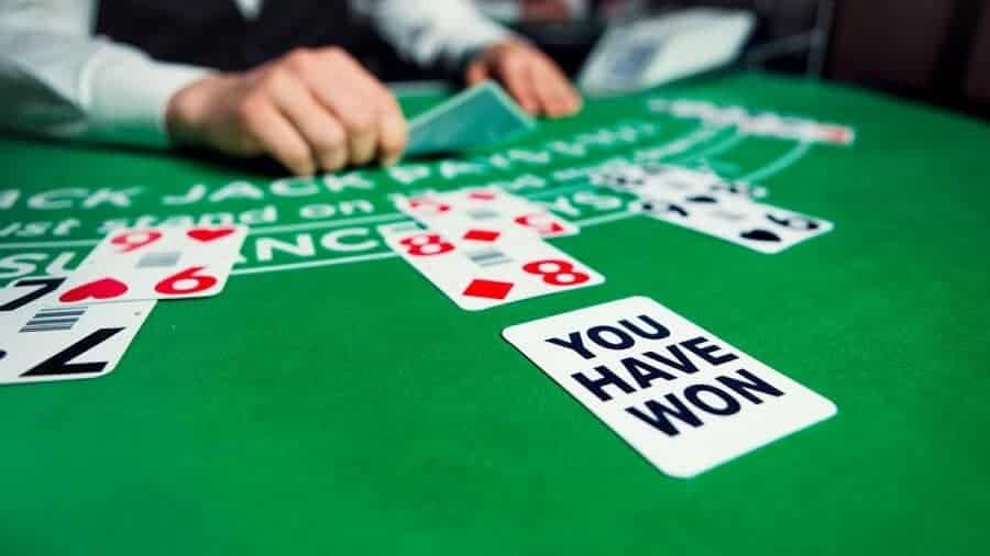 chi dan nguoi choi cach de thanh cong kiem ve so tien lon trong bai blackjack