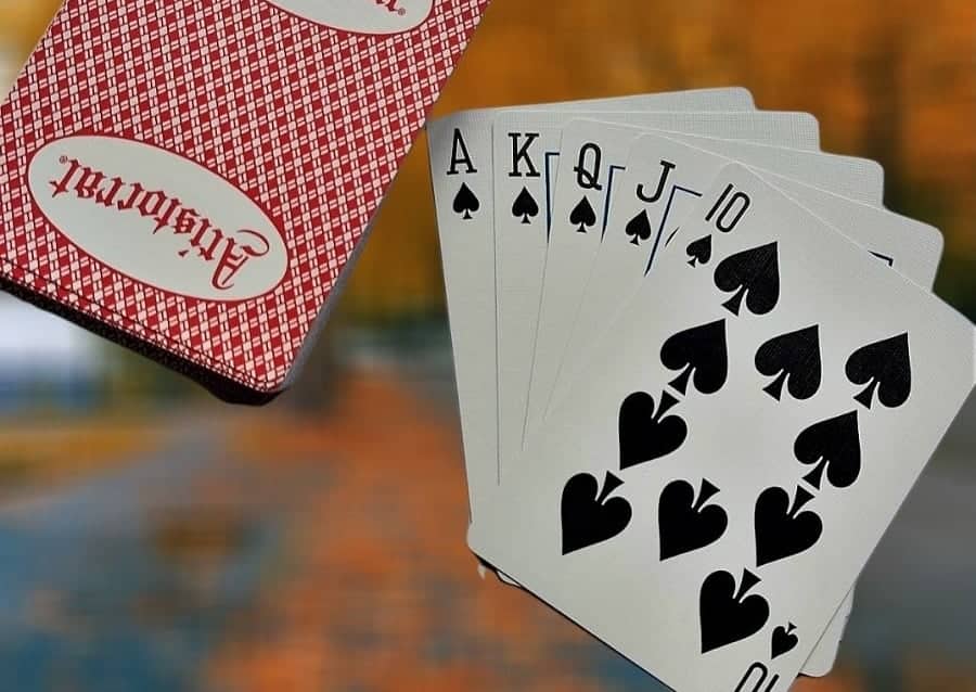 Những yếu tố không thể thiếu khi muốn chơi Poker giỏi để chinh phục đối thủ nhung yeu to khong the thieu khi muon choi poker gioi de chinh phuc doi thu