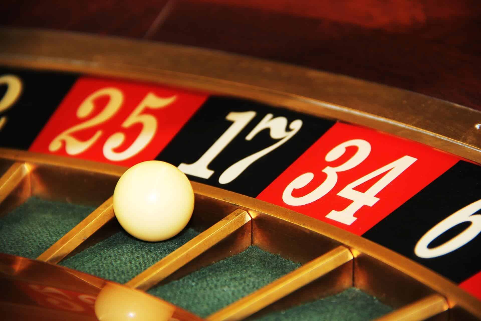 Huong dan choi cuoc nhieu cua trong game Roulette